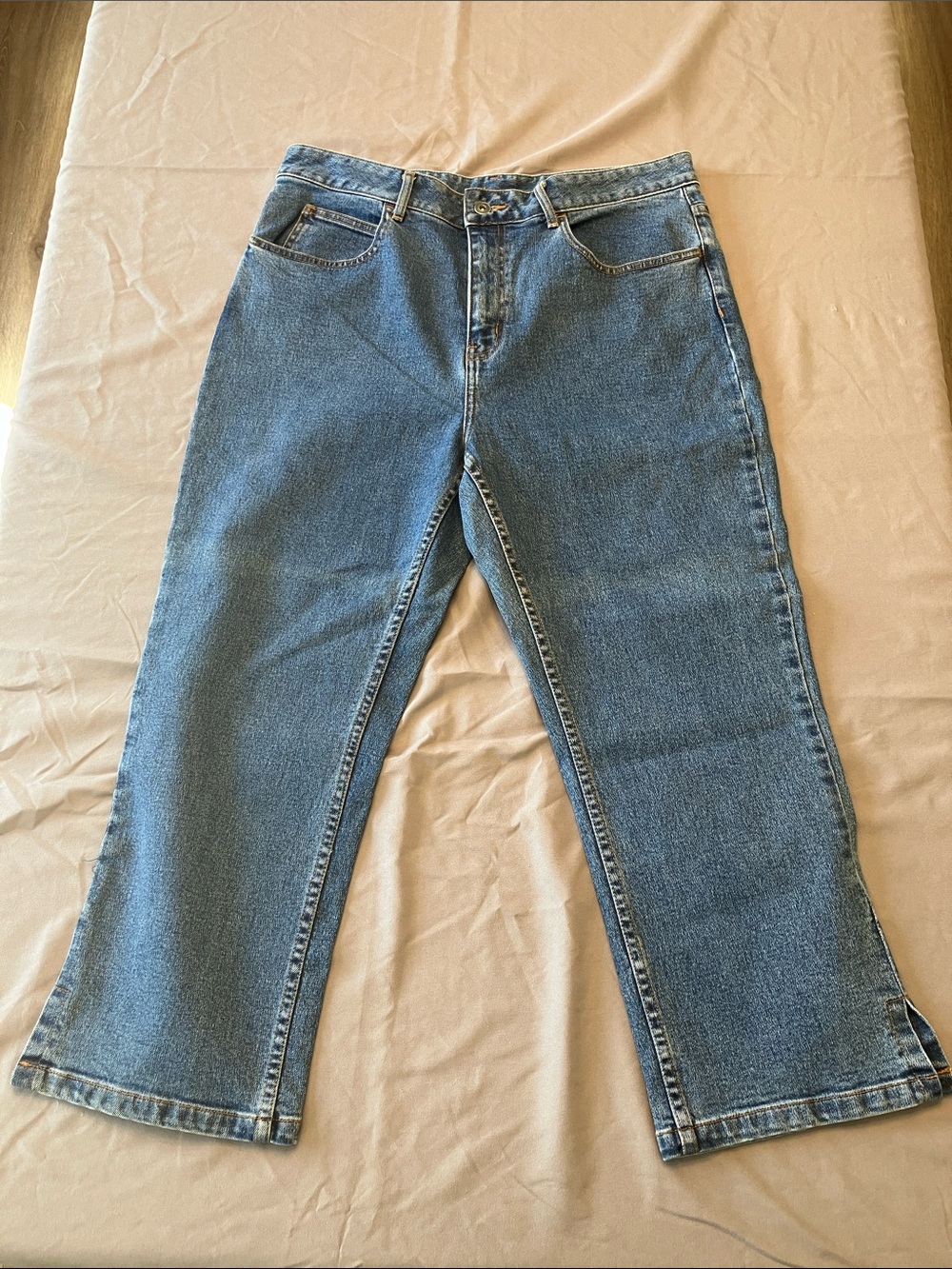 Classic Women's Straight-Leg Jeans in Medium Blue
